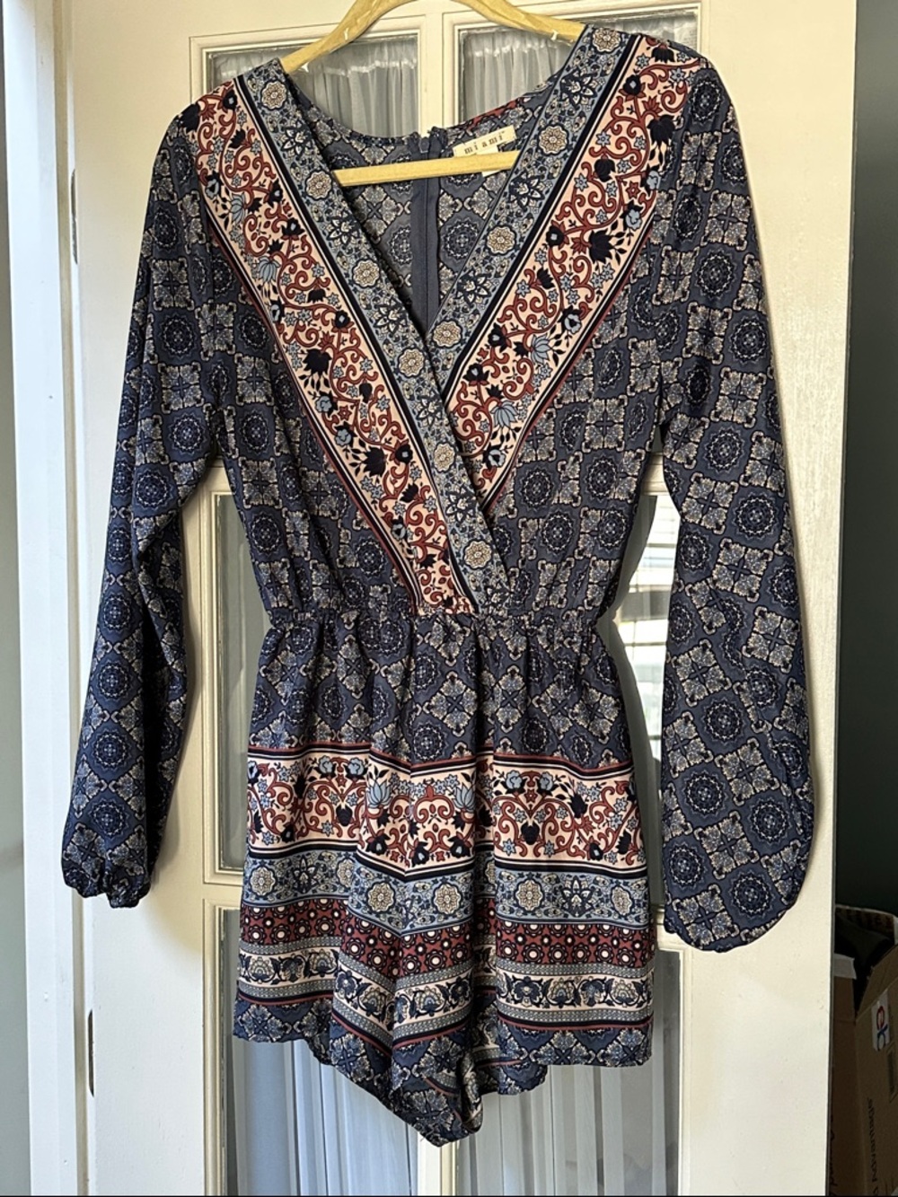 Francesca’s MiAmi romper shorts long sleeve blue brown pattern M TOP KIMONO FOLD